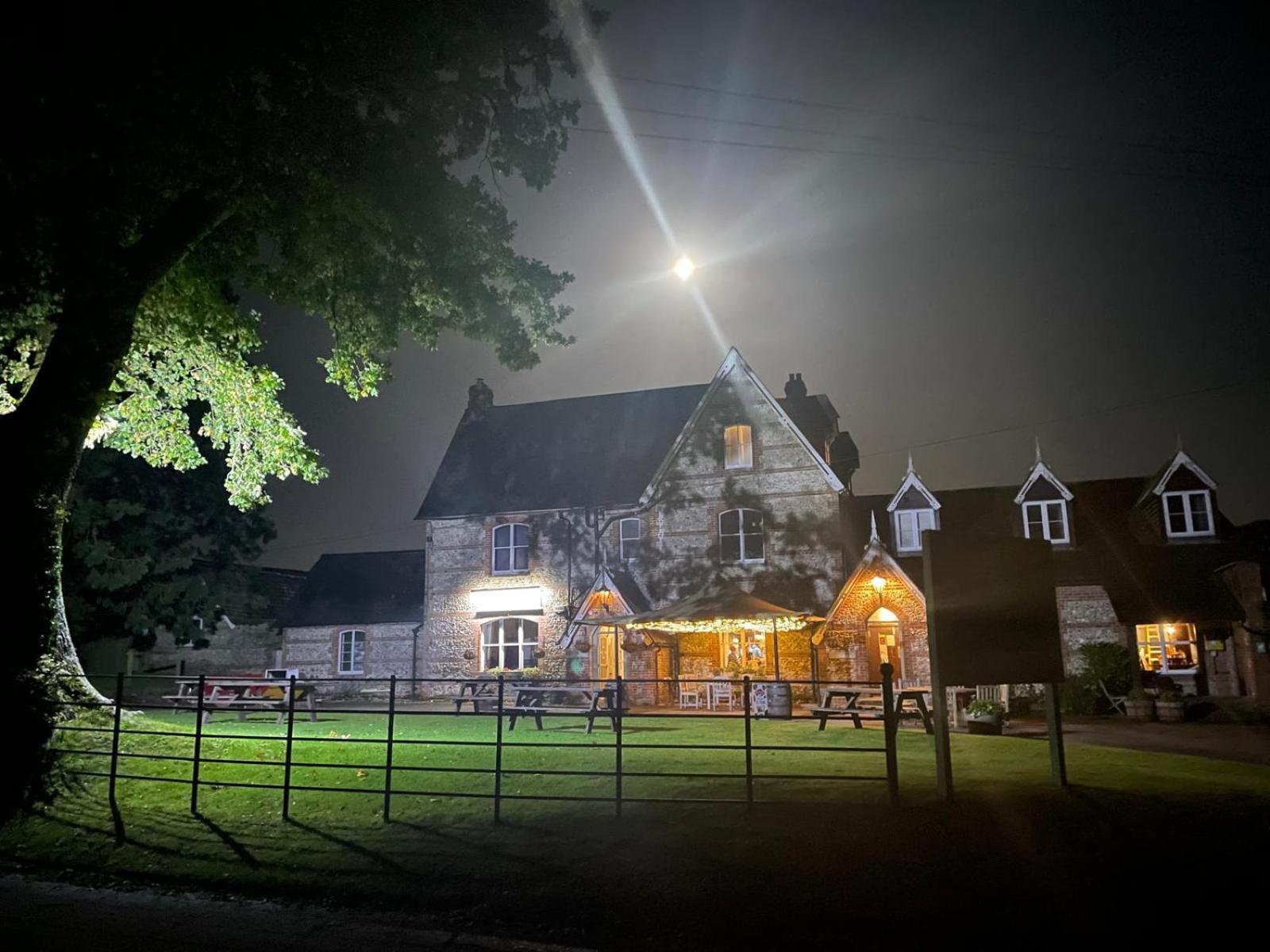Ansty  The Fox Inn מראה חיצוני תמונה